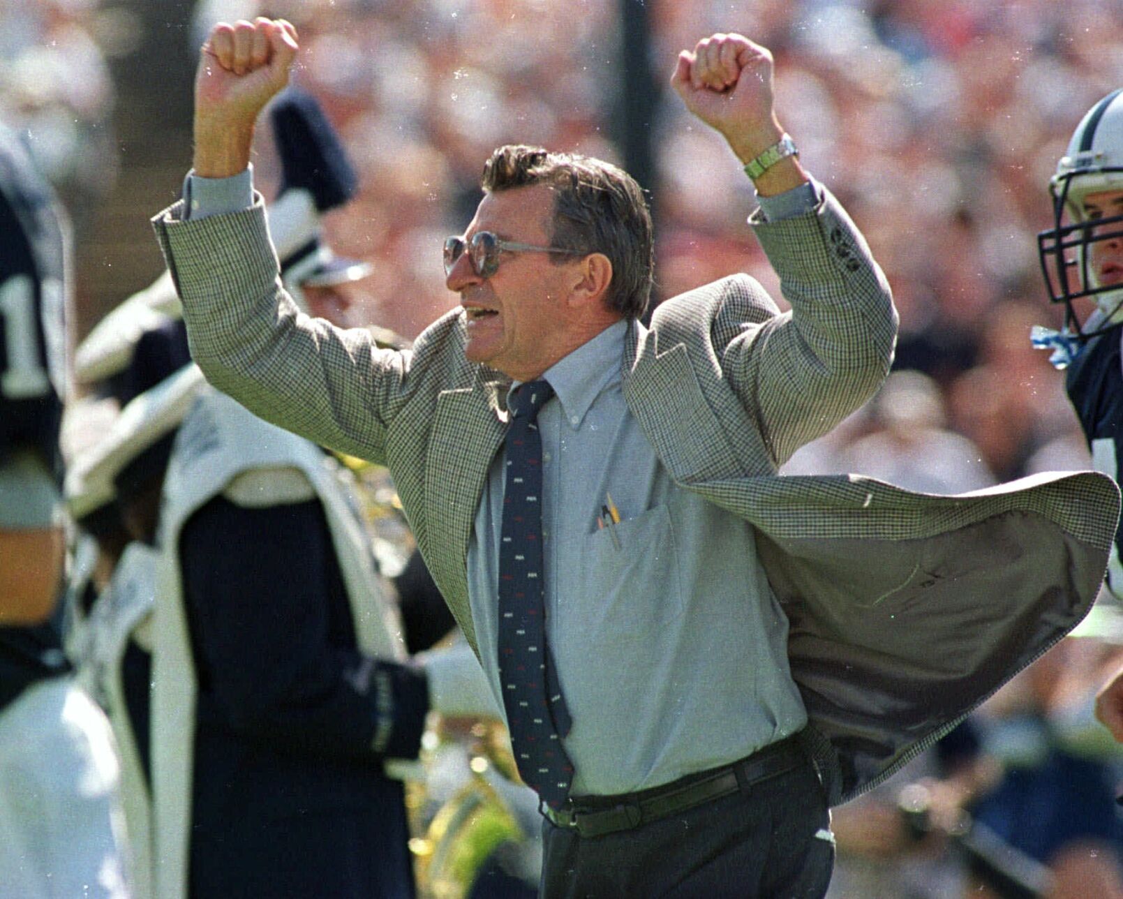 1998: Joe Paterno earns 300th career win at Penn State